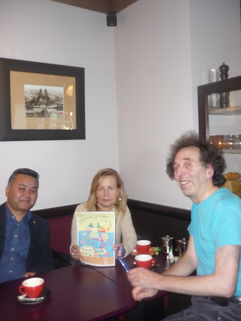 La rencontre tibétaine du 30 octobre 2015 : de gauche à droite, Tsering Dhondup, Céline Menguy et Basile Pachkoff.